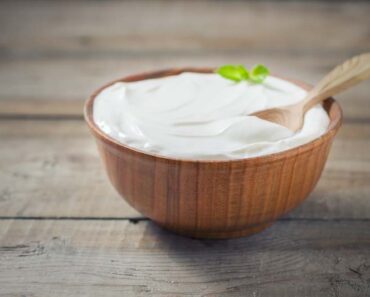 Making your own yogurt at home