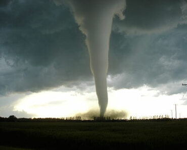 How To Prepare For A Tornado To Keep Your Family Safe
