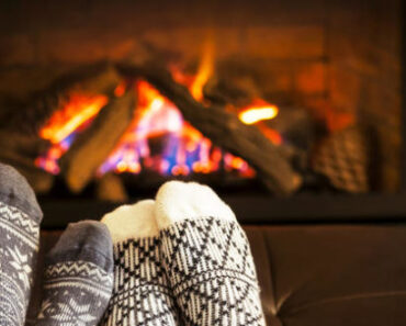 8 Foolproof Ways To Heat Your Home When The Power’s Out